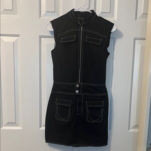 PrettyLittleThing Black Zipper Dress‎ Sleeveless Size 2 Project/Costume